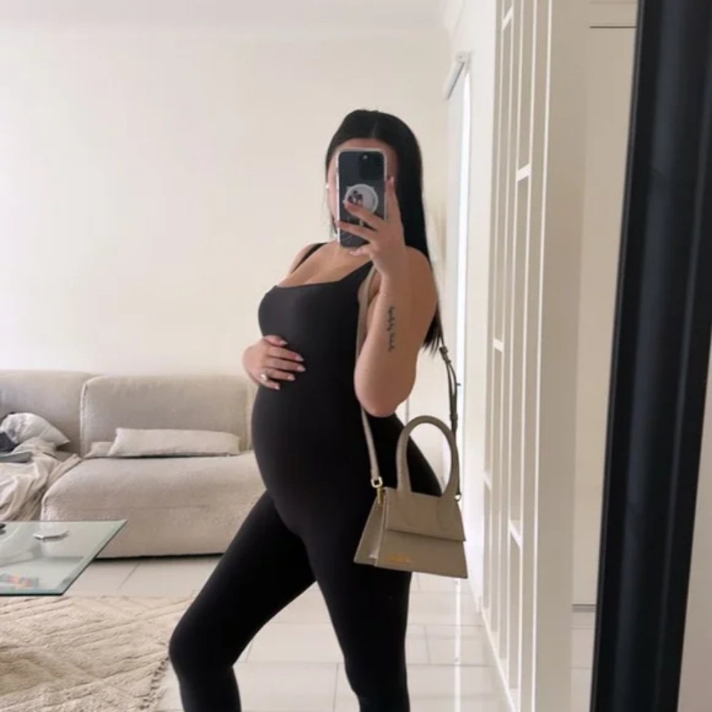 Skims Fits Everybody Maternity Catsuit - Picture 6 of 8